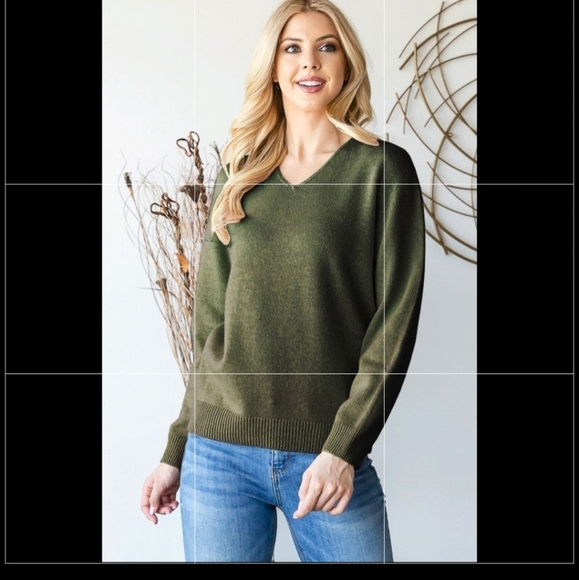 Nwt Boutique lightweight sweater - Picture 2 of 2